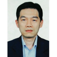 ทันตแพทย์ เฉลิมพงศ์ ตั้งวิจิตรสกุล